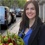 Ciao, sono laureata in Giurisprudenza e ho lavorato in uno studio legale per due anni